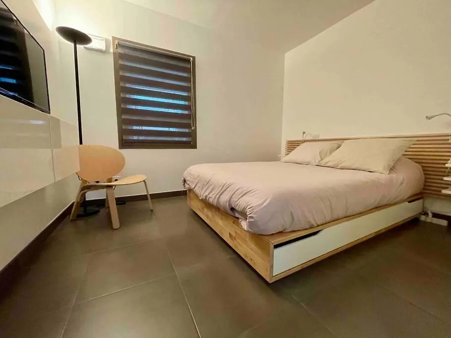 Superbe Appartement, Piscine, Vue Mer Et Montagnes Antibes