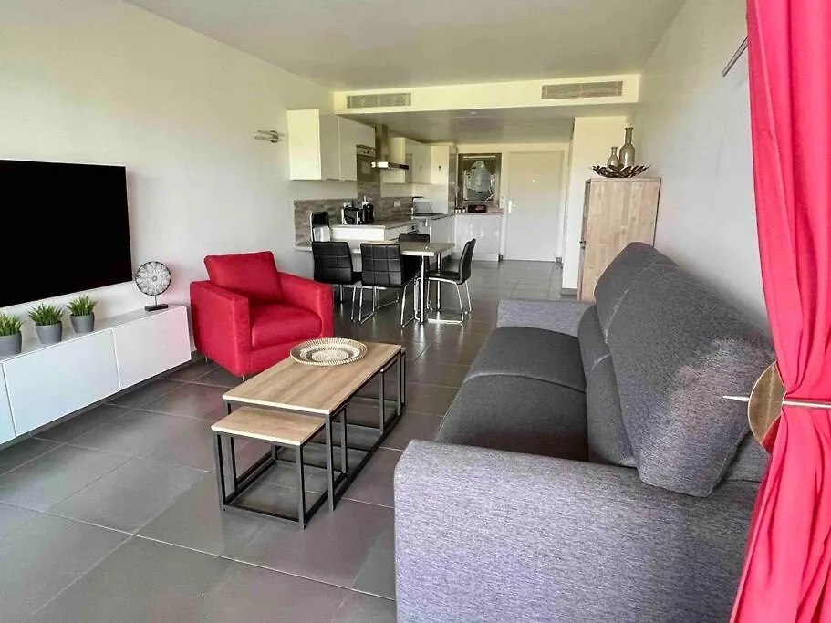 Superbe Appartement, Piscine, Vue Mer Et Montagnes Antibes Apartment